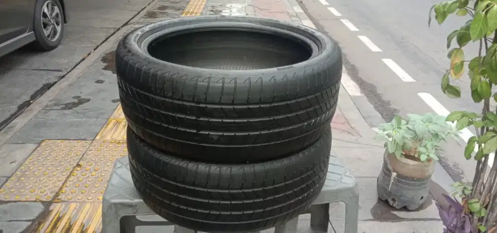 2ban Mercy BMW 245/40/R19 Bridgestone Turanza T005 RFT nik 2023