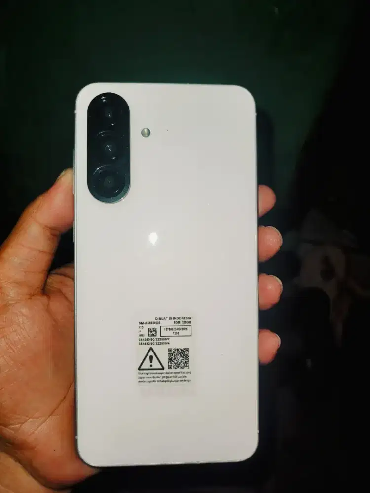 Jual aja nih samsung a56 8/256 muluss warna pink
