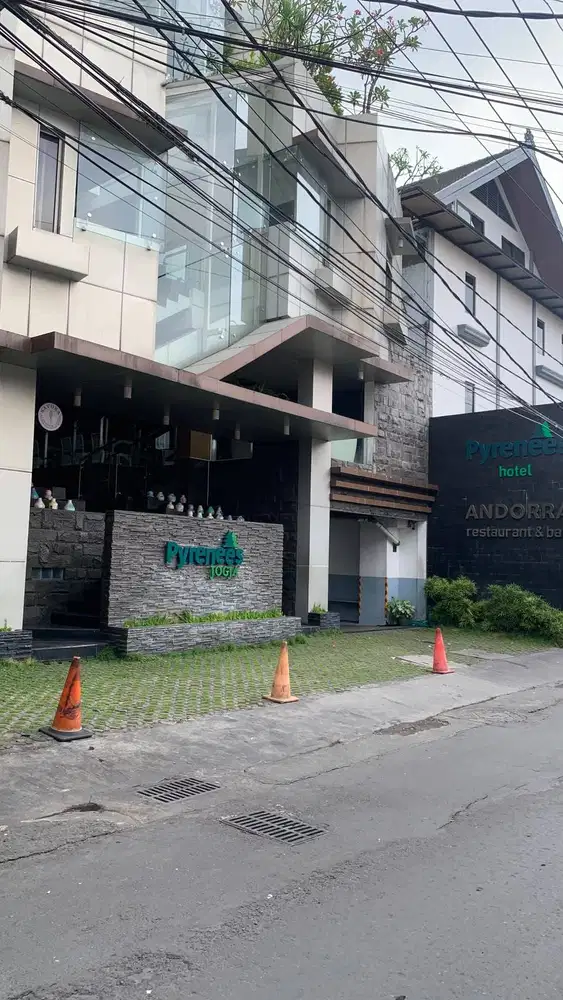 Dijual Hotel Pyrenees Malioboro
