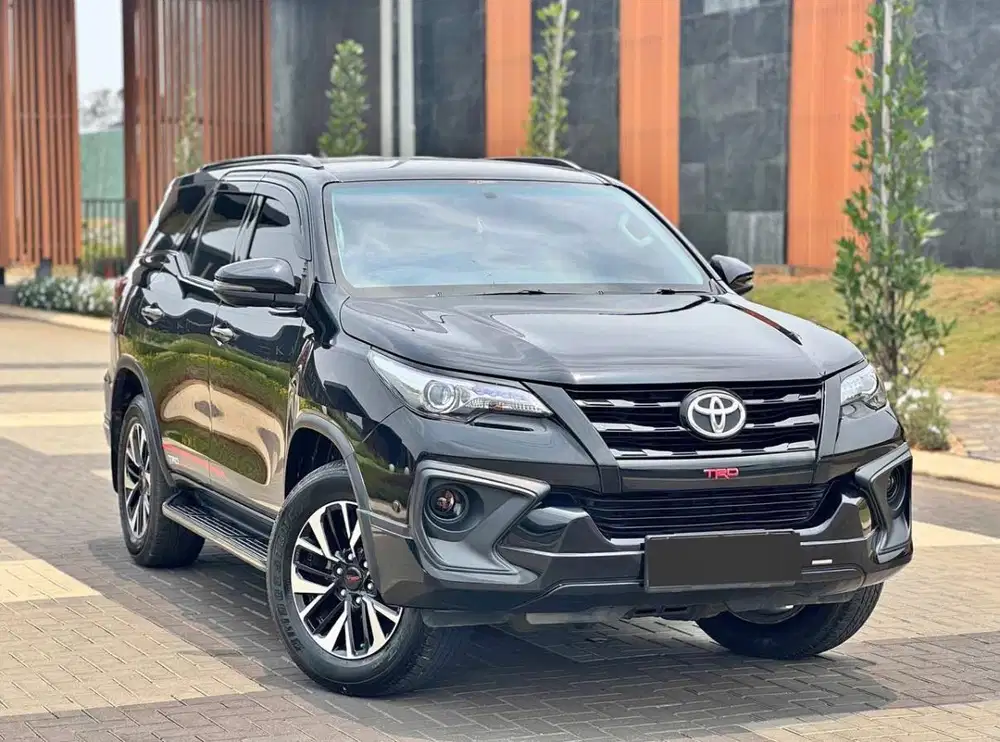 Toyota Fortuner VRZ TRD 2.4 AT 2019 Istimewa Condition