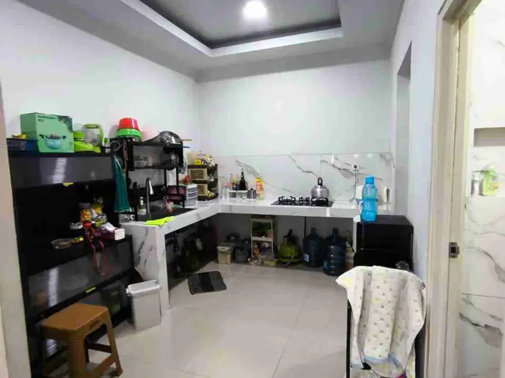 dijual rumah puri permata cipondoh