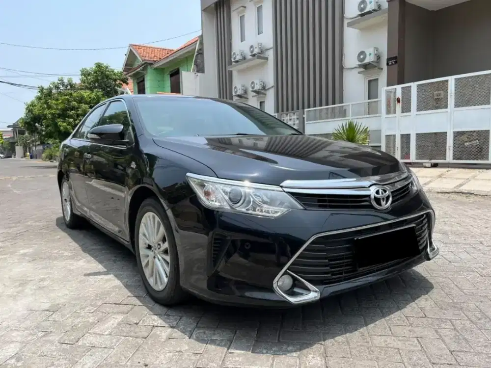 Toyota Camry v 2018 at km 22rb