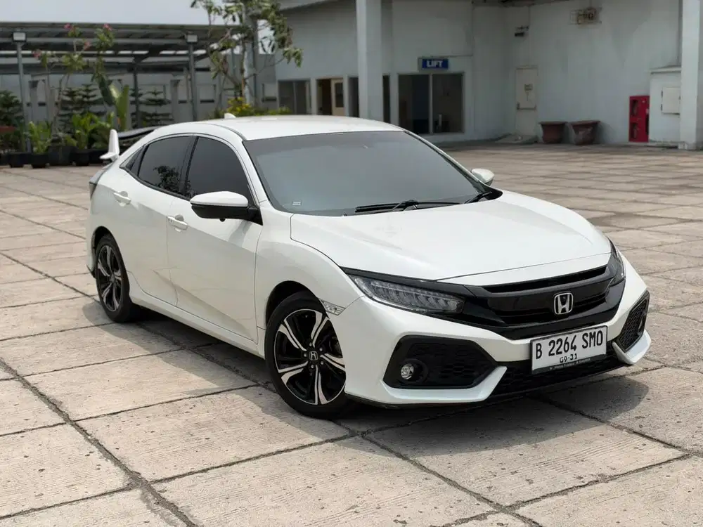 ‼️dp20jt‼️km low Honda Civic turbo E Hatchback Putih 2018 2017 2019