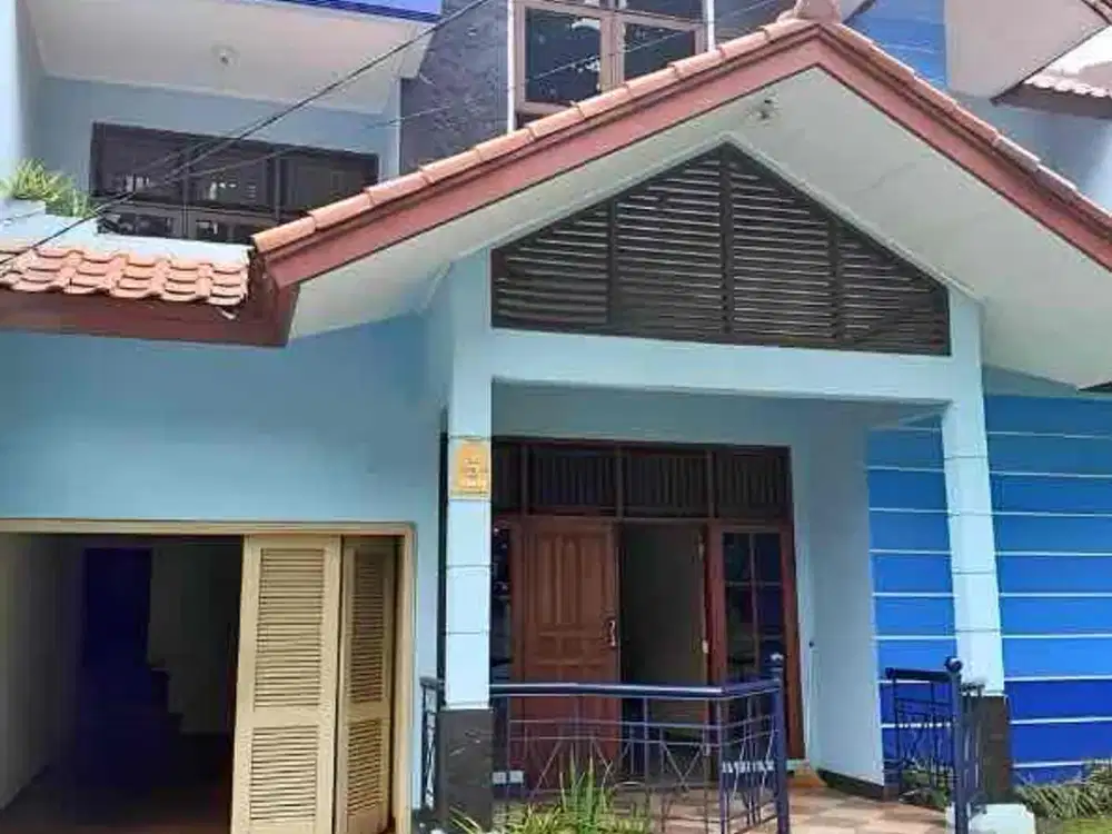 Rumah bagus (nego) lokasi strategis Villa Cibubur Indah Jakarta Timur