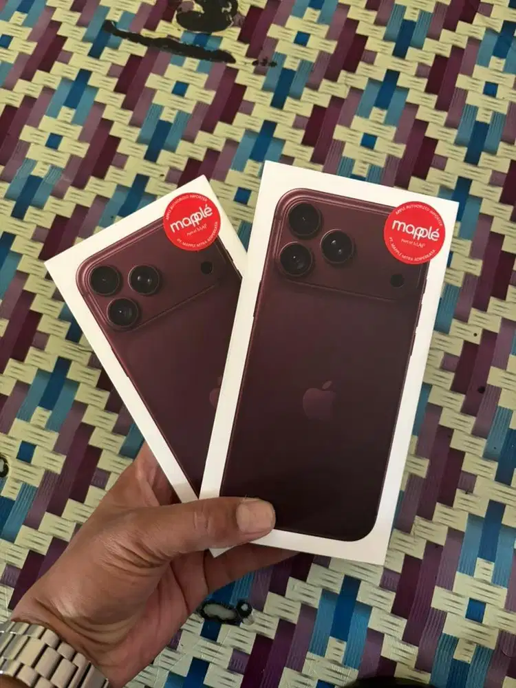Iphone 18 ProMax Burgundy New Segel
