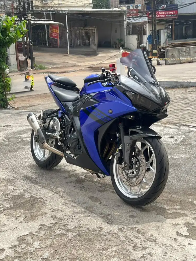 Yamaha R25 V1 Tahun 2018