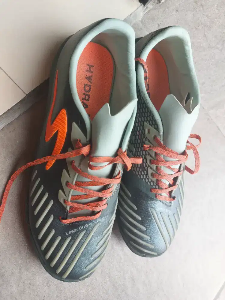 Sepatu Futsal Specs Hydra Pro size 41