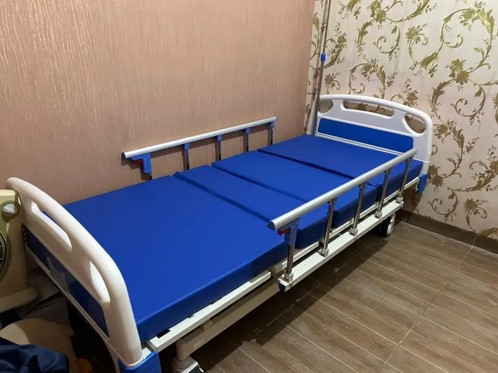 Tempat Tidur Medis di jual Murah