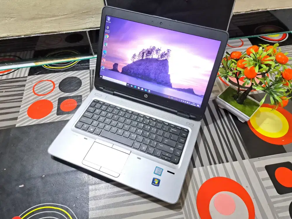 Sqtset BU Laptop hp probook core i5 gen 6 ram i ssd 256 gb lancar