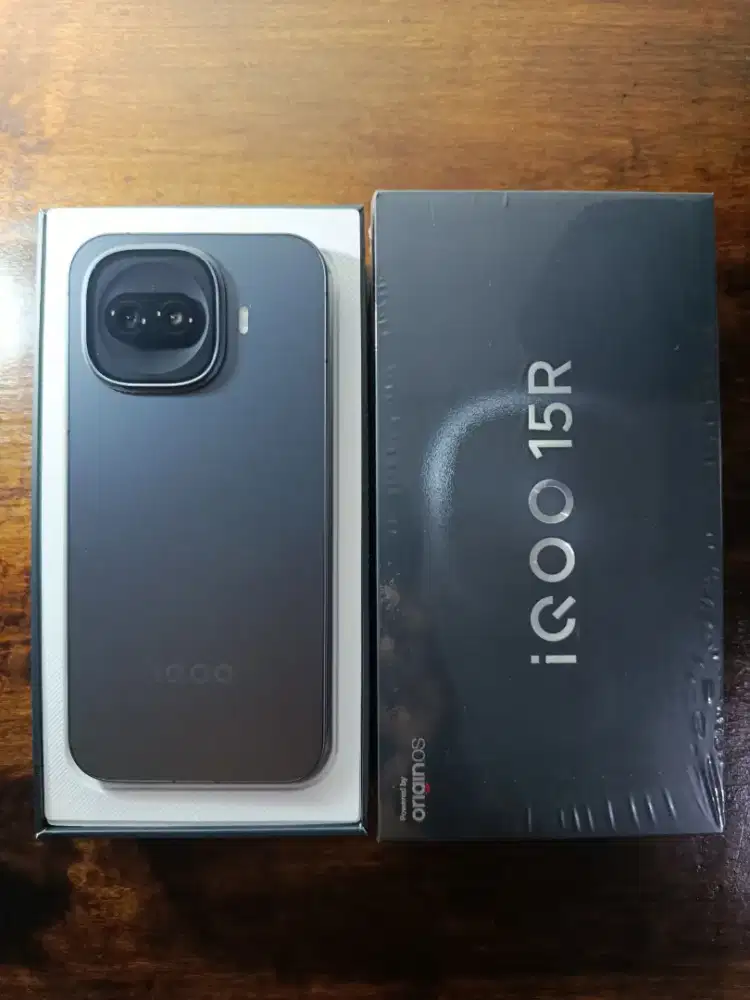 IQOO 15R - 8/256Gb (Black)