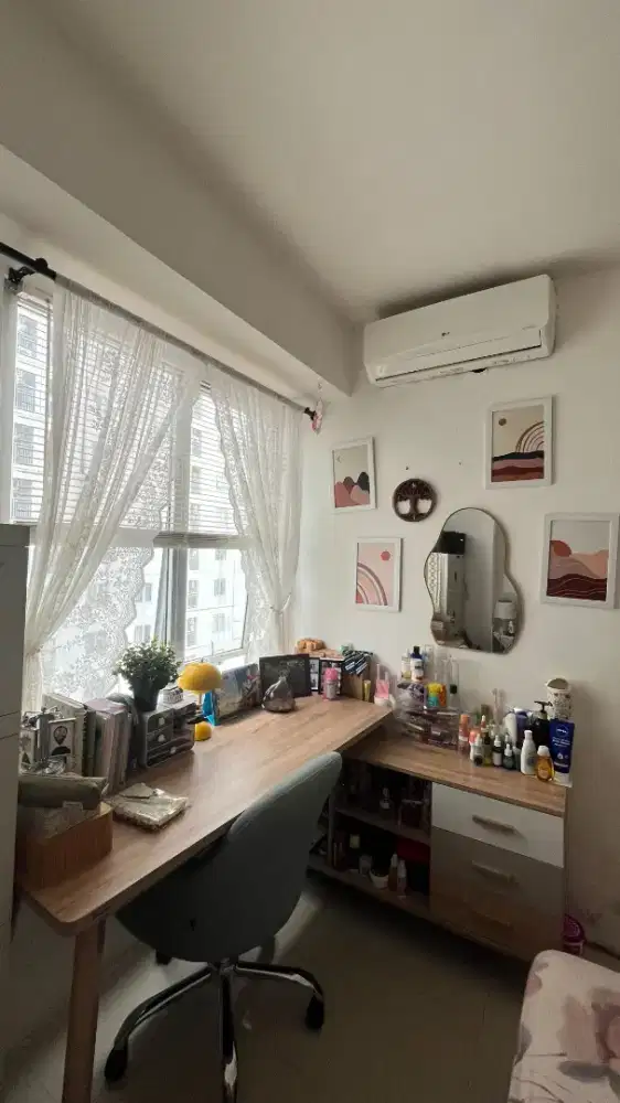 Meja Kerja / Meja Belajar