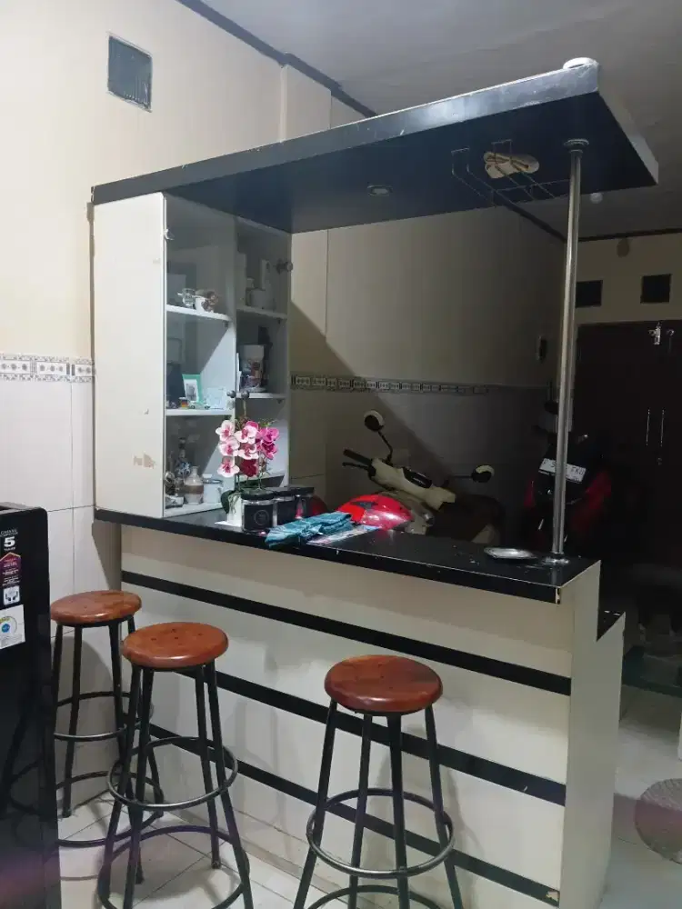 Di jual minibar bekas