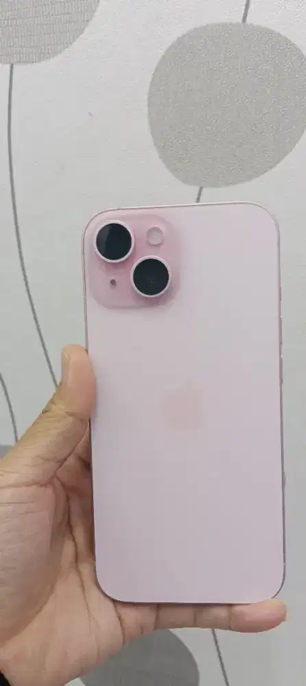 iPhone 15 128 iBox garansi on