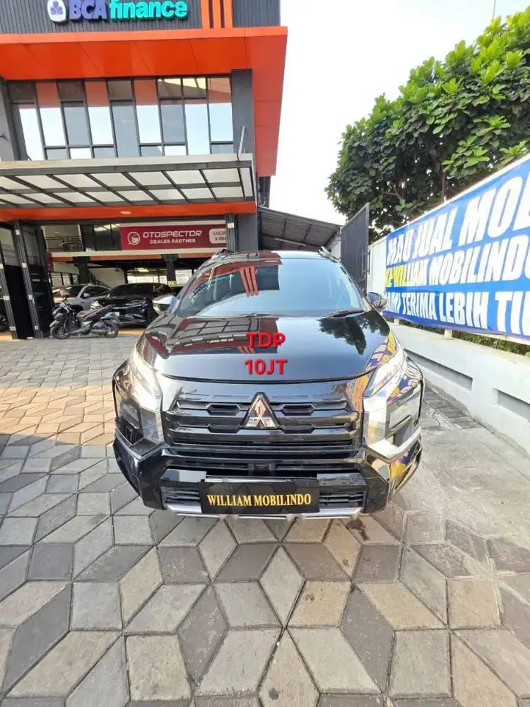 Mitsubishi Xpander Cross Matic Tahun 2024 Kondisi Mulus Terawat