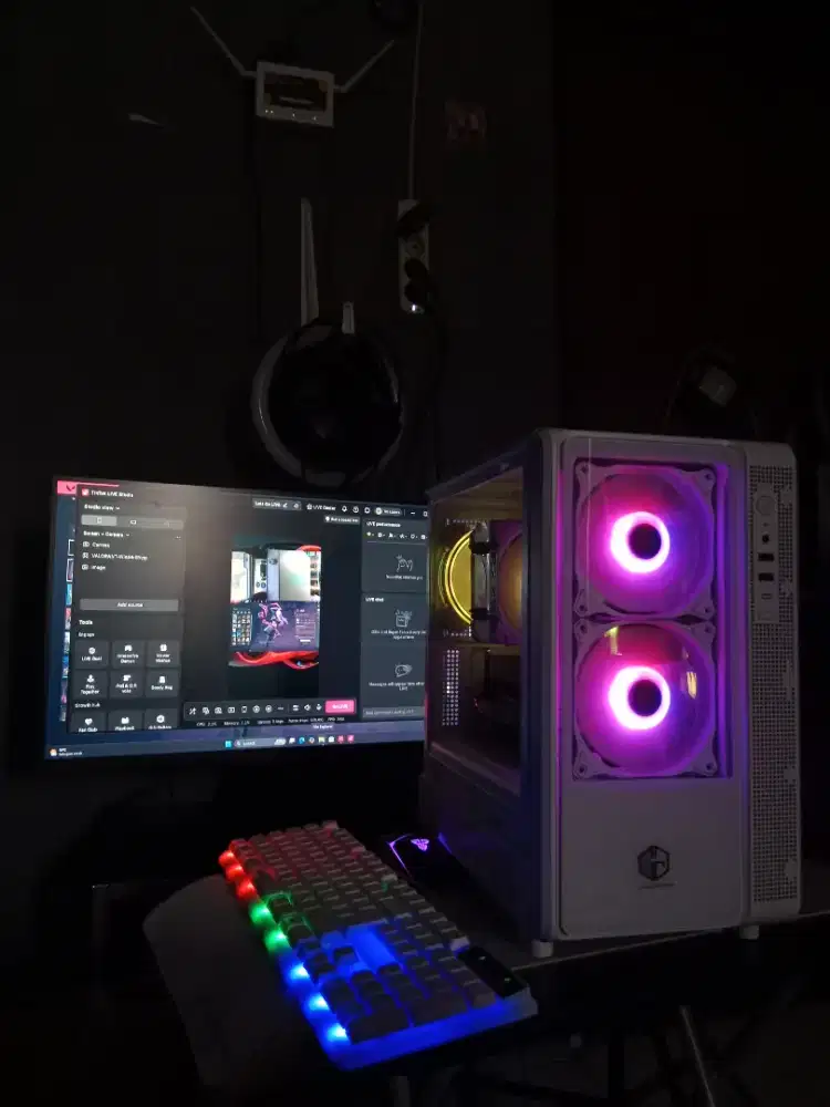 PC LENGKAP UNTUK LIVESTREAMING