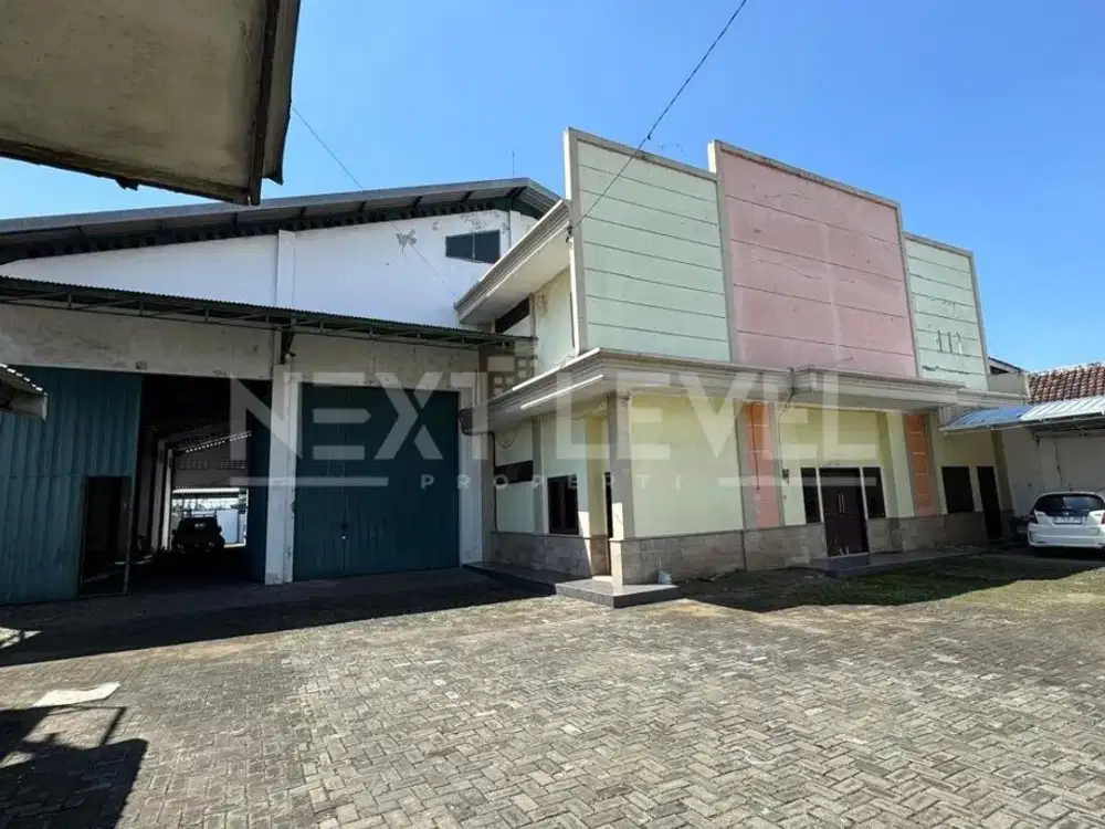 GUDANG BESAR RAYA BAKALANKRAJAN KEC  SUKUN MALANG
