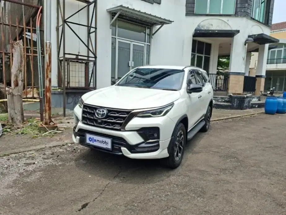 Pajak Panjang - Toyota Fortuner 2.4 VRZ GR Sport-AT 2021