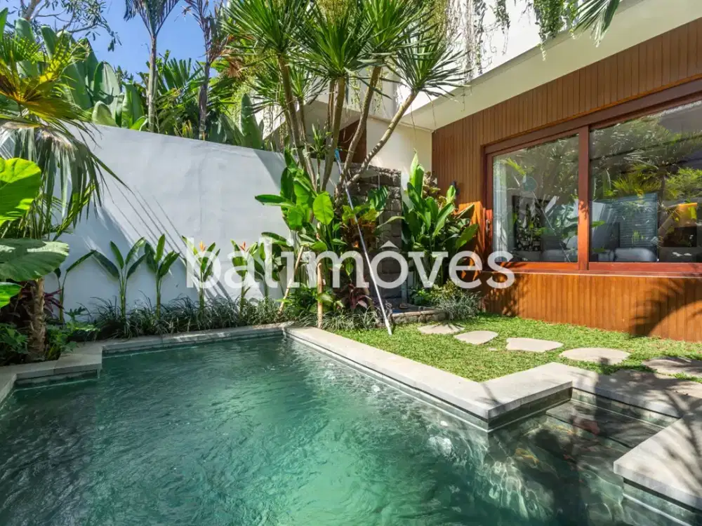 Vila Cantik dengan Tiga Kamar Tidur di Beachside Sanur