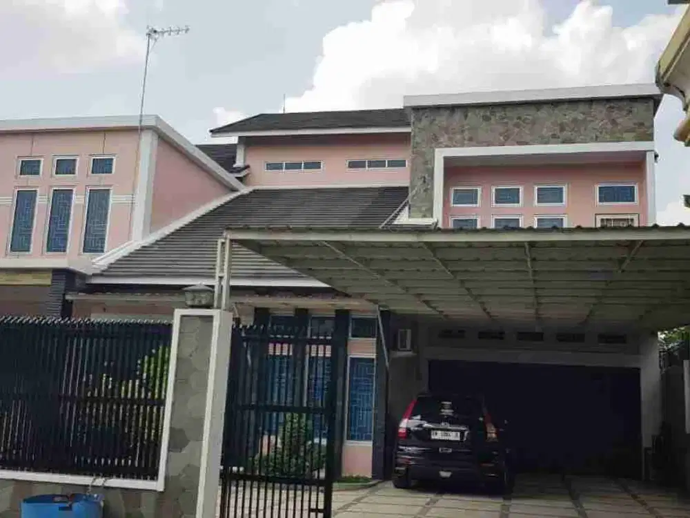 Jual Cepat Rumah Bulatan Siap Huni di Tengah Kota