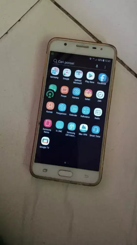 Samsung J7 prime ram 3/32.msih normal semua dipaknya