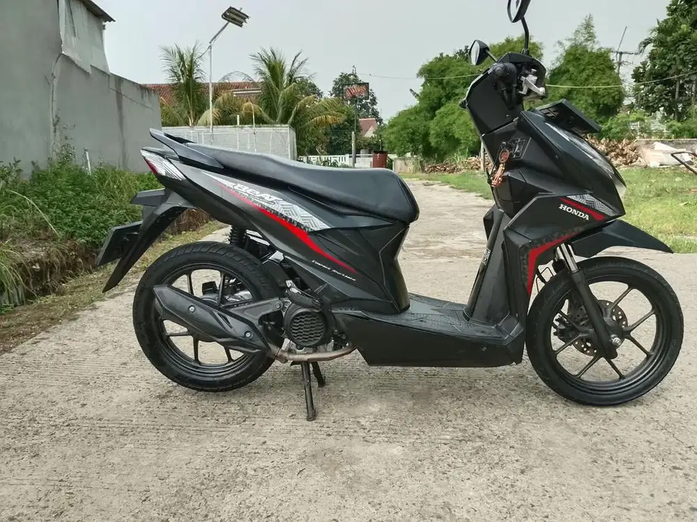 58@:DP:1,200RB B DKI BEAT DLX CBS ISS2022