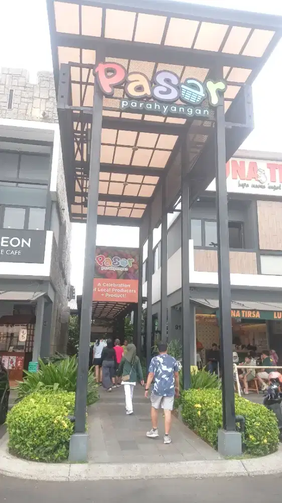 Mencari kerja malam