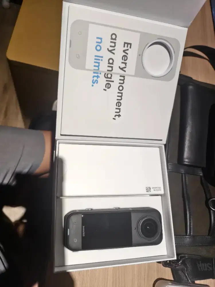 Insta 360 x5 like new