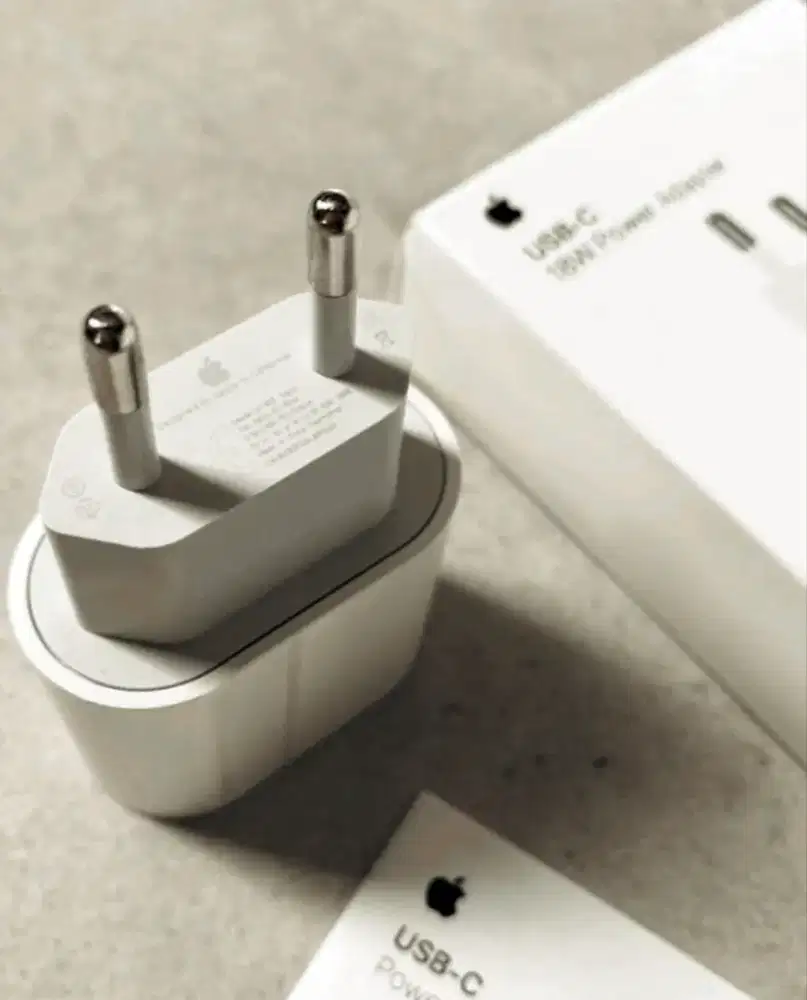 Charger iPhone 14 Original FAST CHARGING 20W