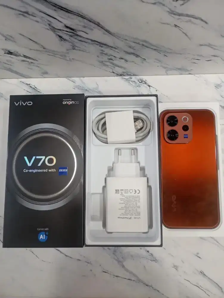 Second Vivi V70 5G