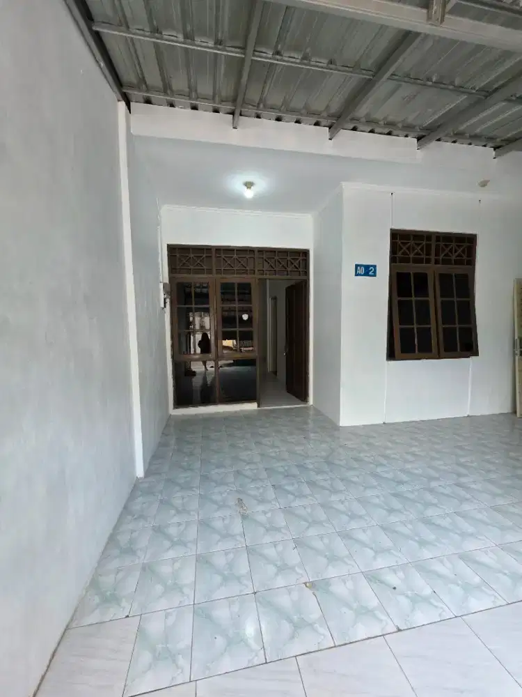Disewakan Rumah 1,5 lantai Perumahan Gading Permai Baru SOLO BARU