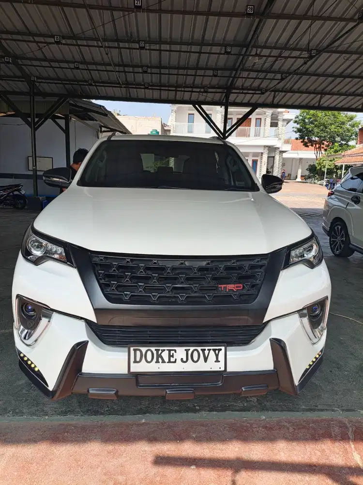 Dijual Toyota Fortuner VRZ 2,4 Automatic