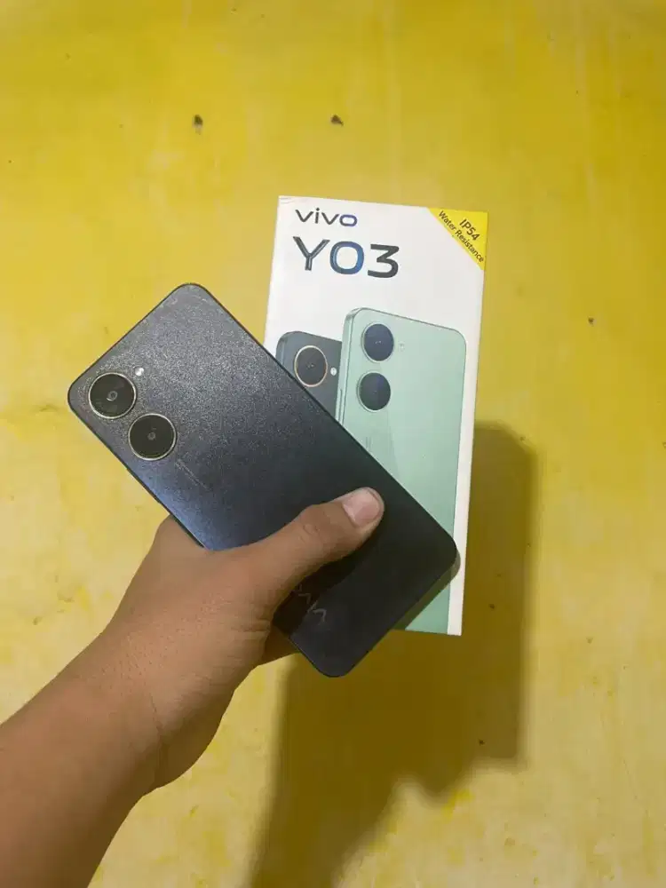 VIVO Y03  RAM 4+4/64