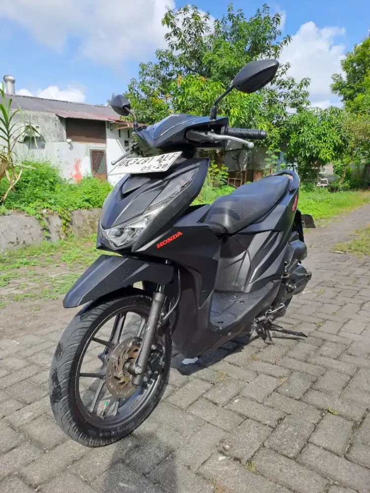 Honda Beat Deluxe 2023 Hitam Doff