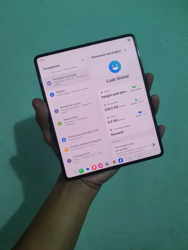 Samsung Z Fold 3