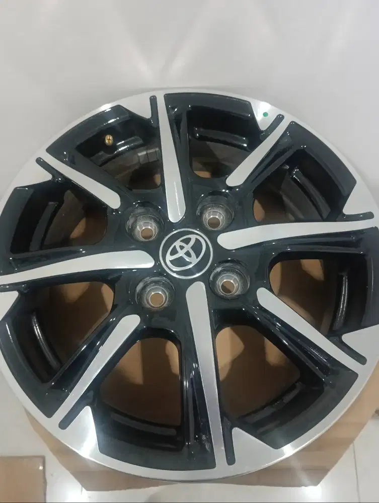 Velg calya R14 2023