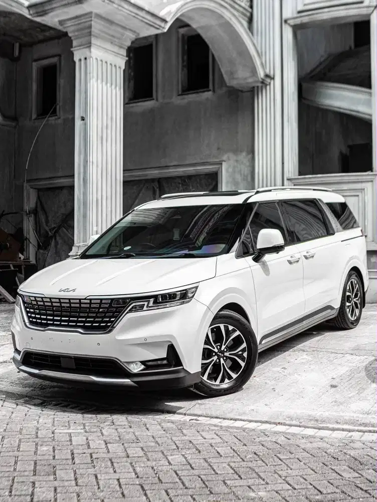Family Car Sultan! KIA Carnival Premiere Diesel 2023