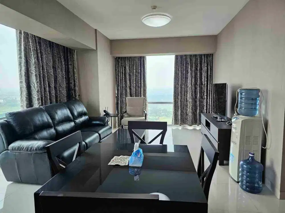 Di Jual cepat unit 2 bedroom Besar tower 1 UResidence Apartment SUPERMAL KARAWACI