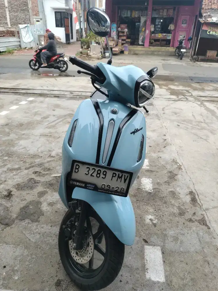 Yamaha Grand Filano type BJM AT warna biru, tahun 2023, dijual cepat