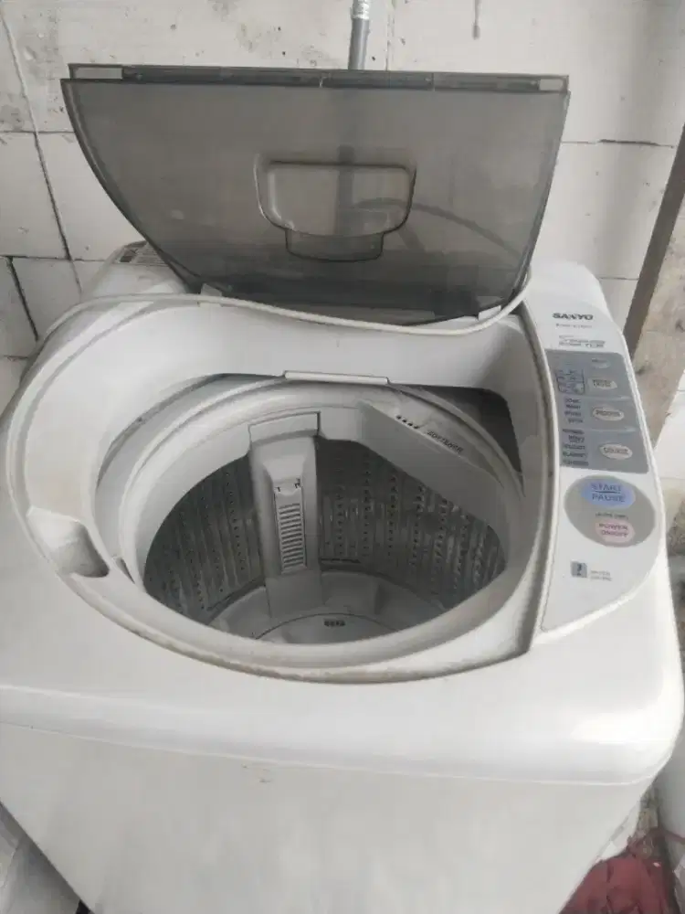 Mesin cuci bekas