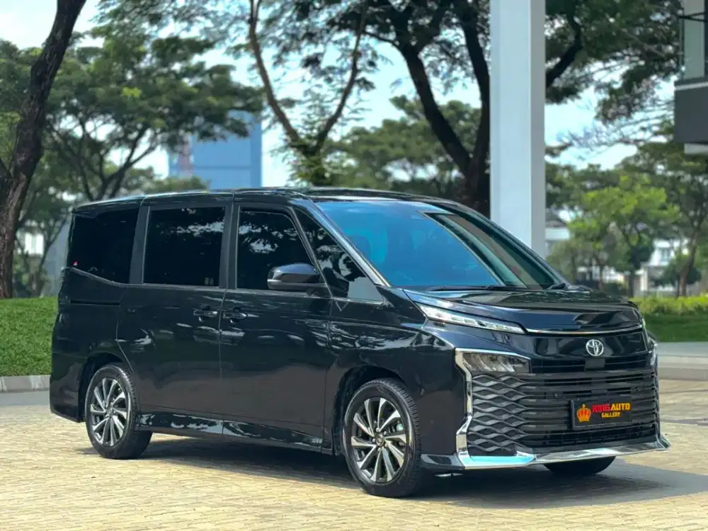 Toyota VOXY 2.0 TSS 2022 Facelift