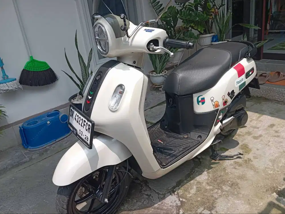 Jual Yamaha Fazzio Neo Putih Beige 2023 Mulus Low Kilometer