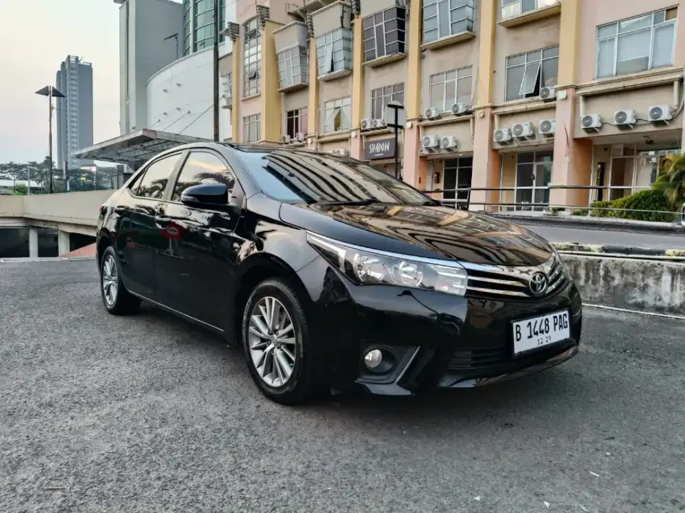 Toyota Corolla Altis G MT 2014 Black Met