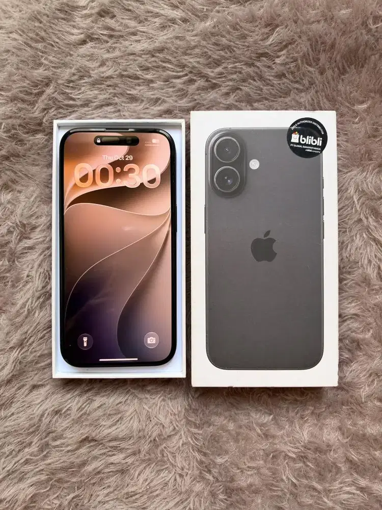 iPhone 16 Black 128GB ISTIMEWA