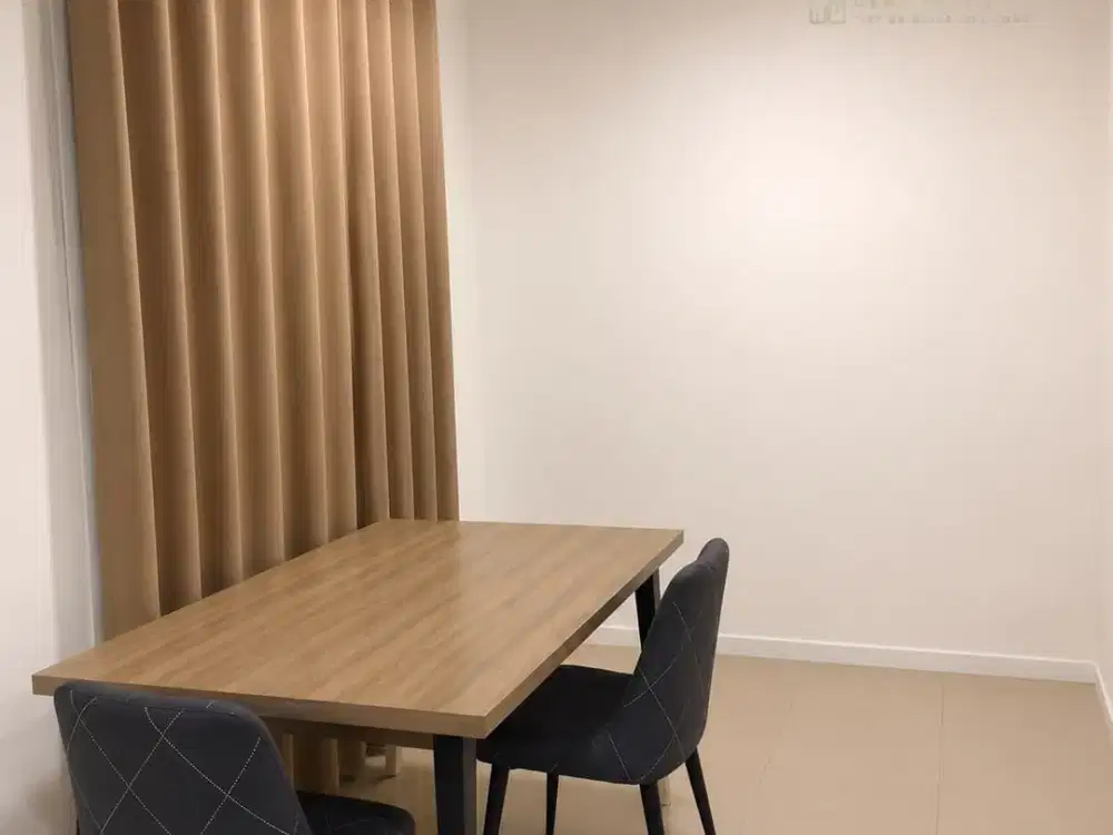 sewa rumah 2 lantai PIK 2 uk 6x10m semifurnished