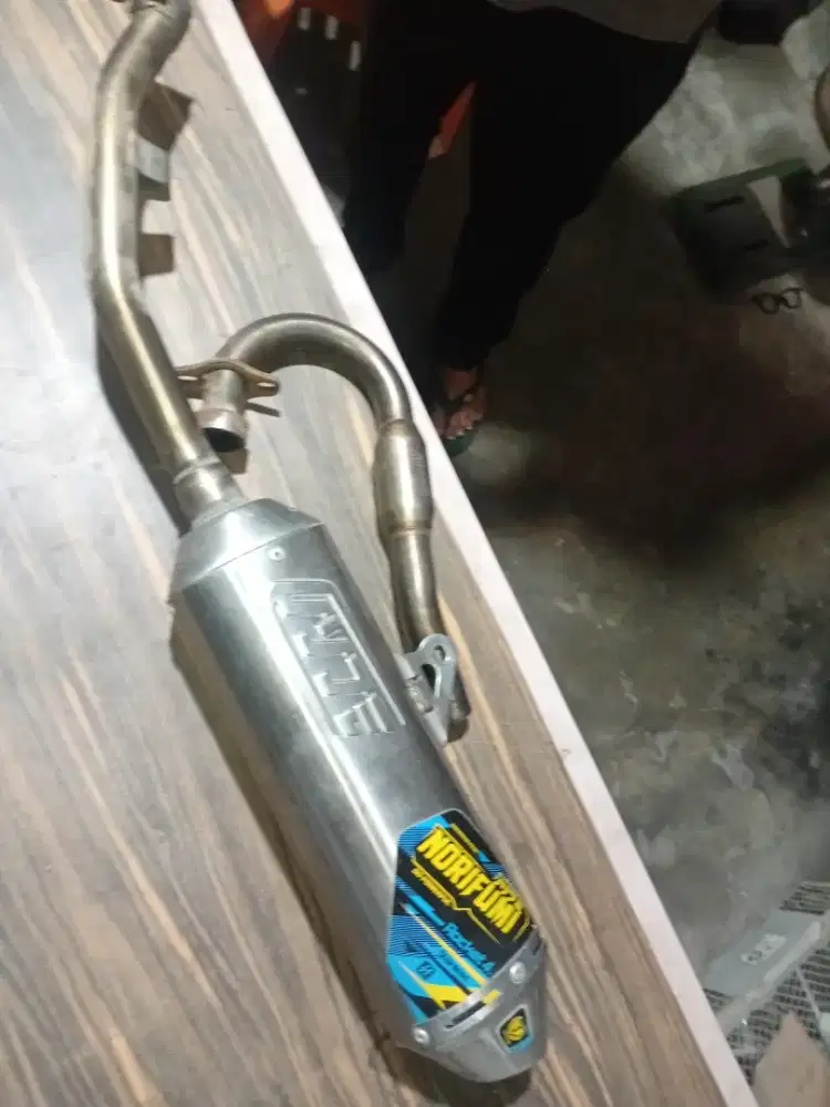 Knalpot nurifomi rocket 4 standart original