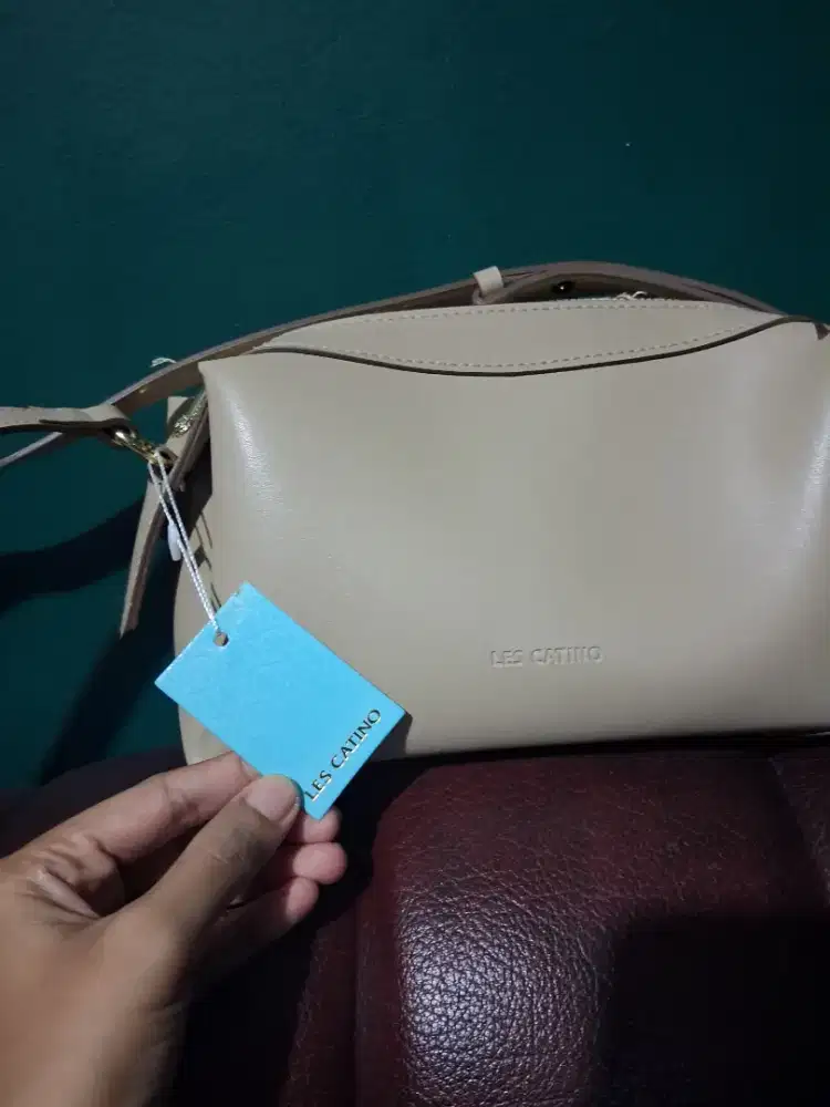 Sling bag les catino