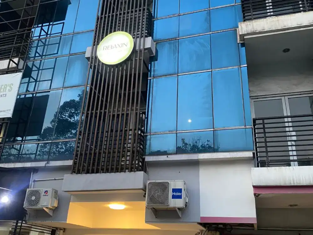 FAST SALE RUKO KARAWACI EX USAHA REFLEXY SEMUA BARANG DITINGGAL Karawaci Jl.Teuku Umar samping MCD Shinta