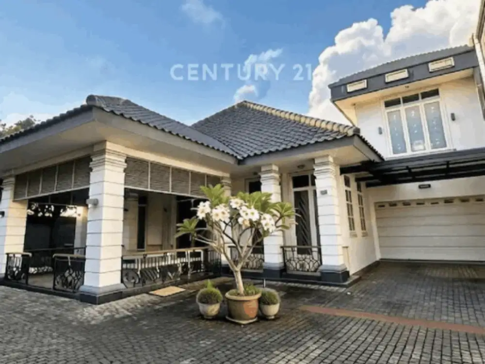 Disewakan Rumah Ada Pool Pondok Labu Cilandak, Bisa Dibuat Kantor