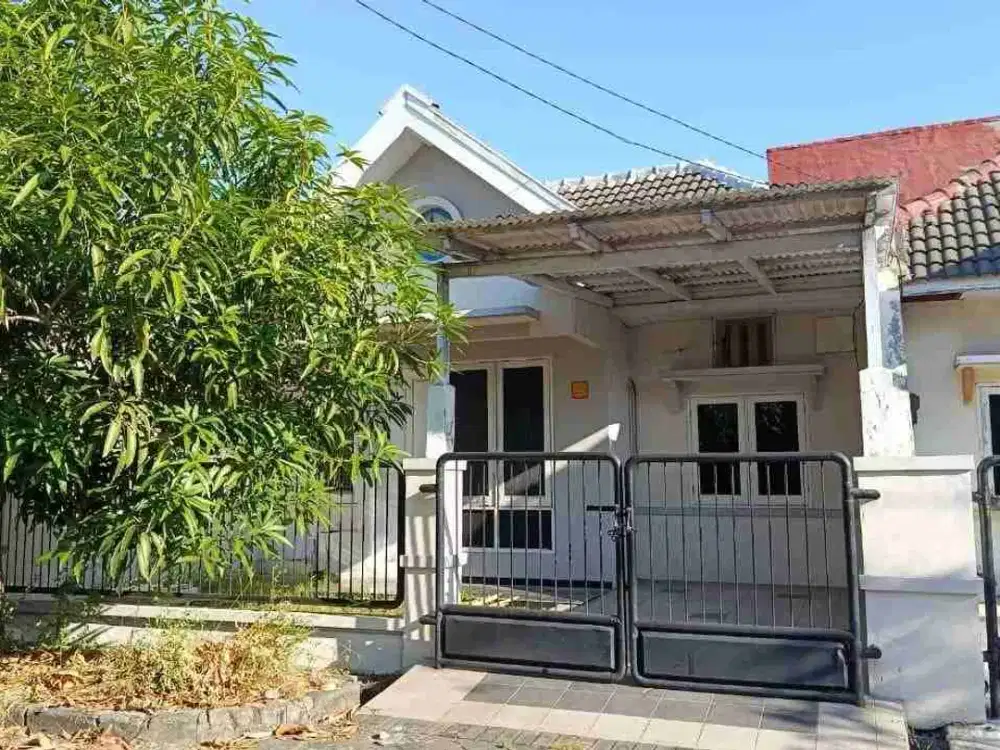 Dijual Rumah Pondok Tjandra dekat Club House