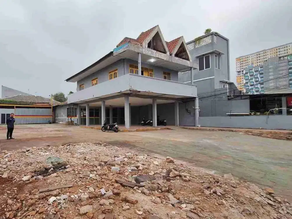 Disewakan Lahan Dan Bangunan di Jalan Raya Jatibening Bekasi